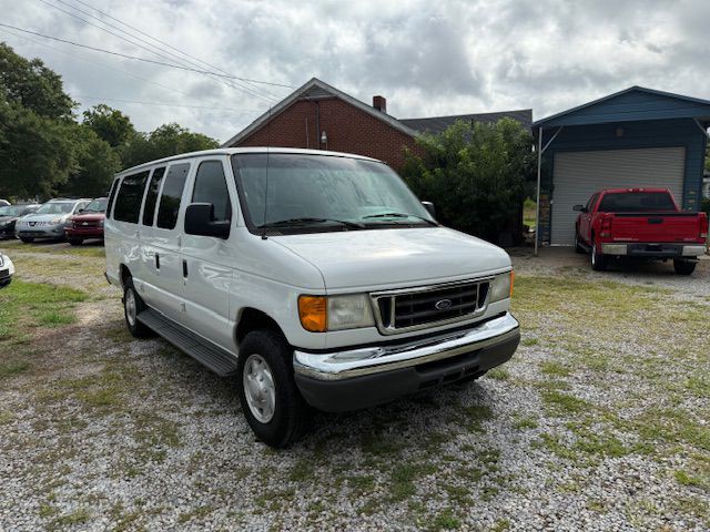 2007 Ford Econoline Image 5