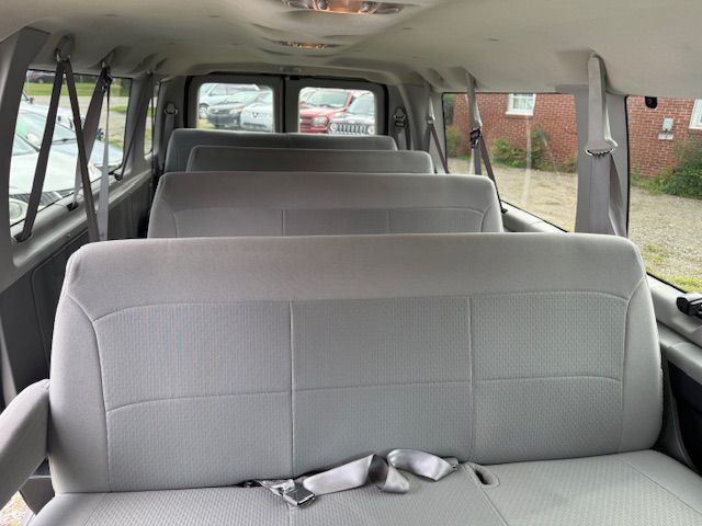 2007 Ford Econoline Image 19