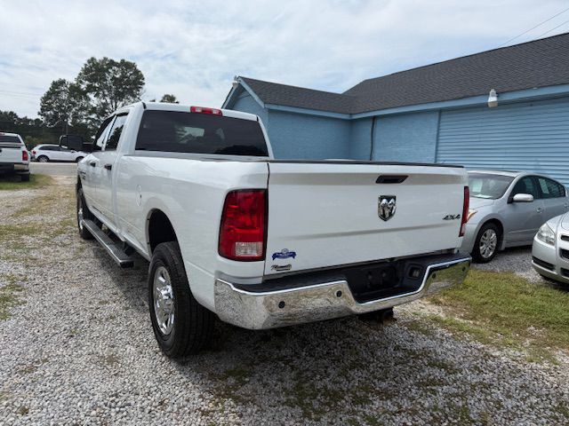 2018 RAM 3500 Image 11
