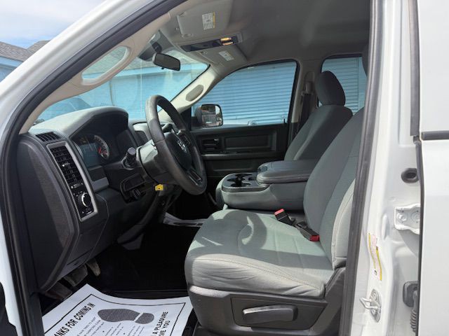 2018 RAM 3500 Image 17