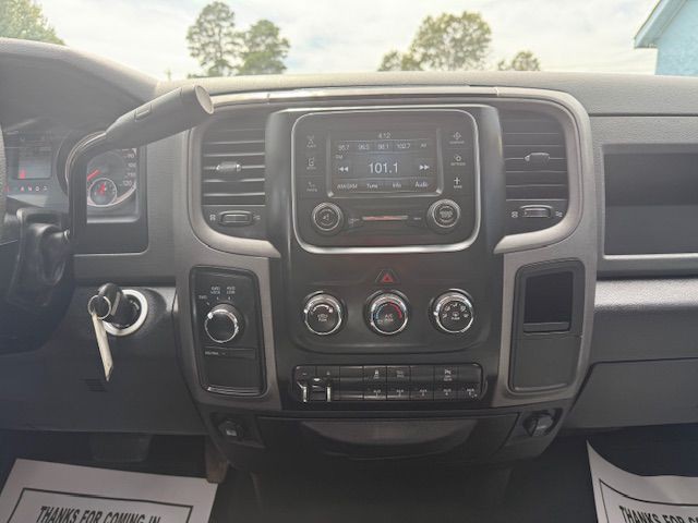 2018 RAM 3500 Image 24
