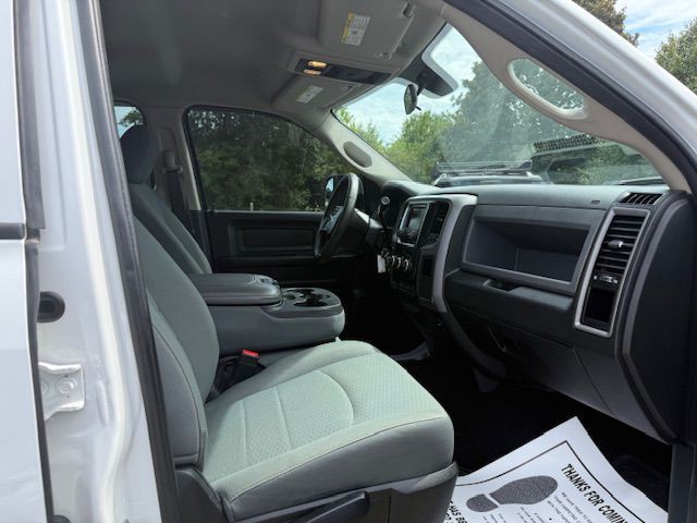2018 RAM 3500 Image 27