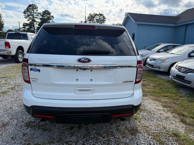 2015 Ford Explorer Image 9