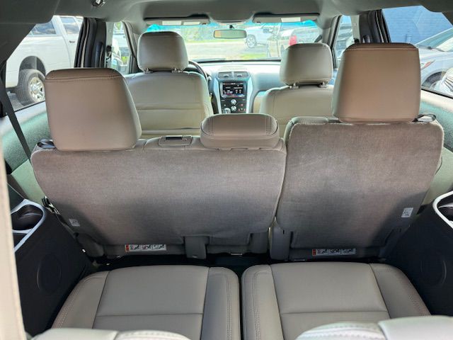 2015 Ford Explorer Image 13