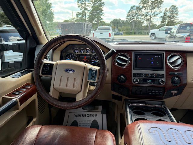 2012 Ford F-250 Image 25