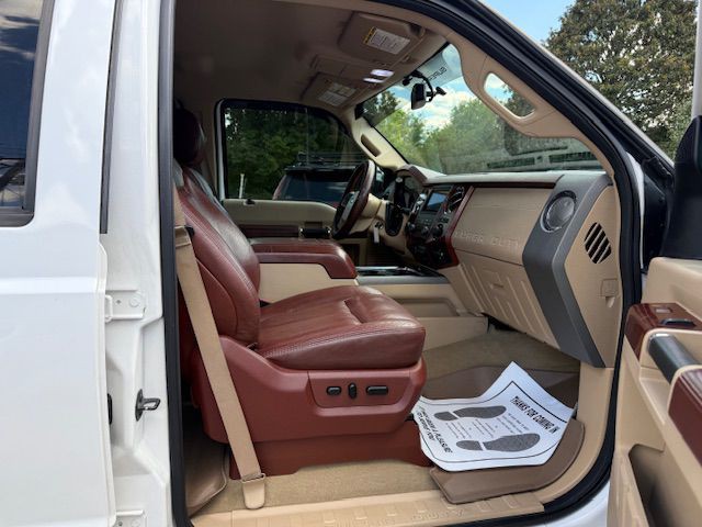 2012 Ford F-250 Image 27