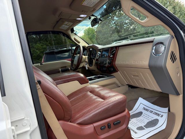 2012 Ford F-250 Image 29