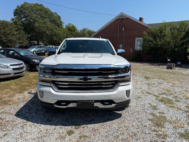 2017 Chevrolet Silverado 1500 Image 2