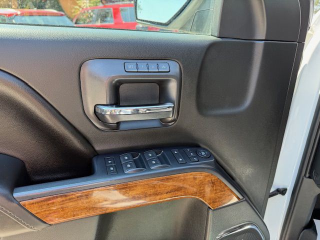 2017 Chevrolet Silverado 1500 Image 15