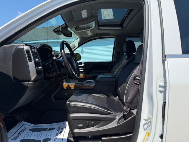2017 Chevrolet Silverado 1500 Image 19