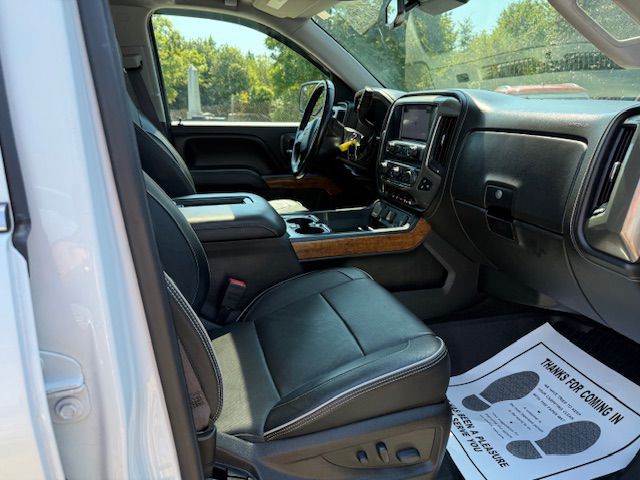 2017 Chevrolet Silverado 1500 Image 32