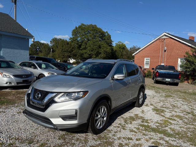 2017 Nissan Rogue Image 4