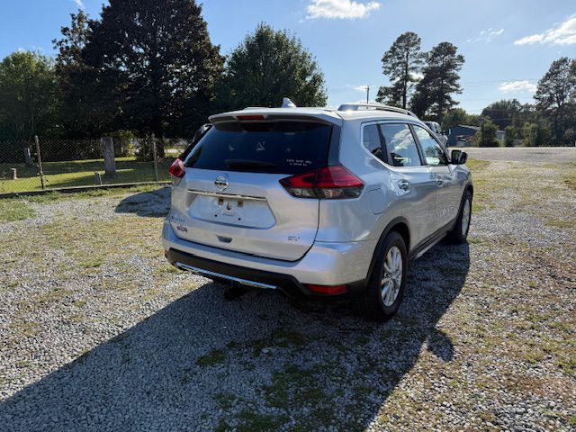2017 Nissan Rogue Image 8