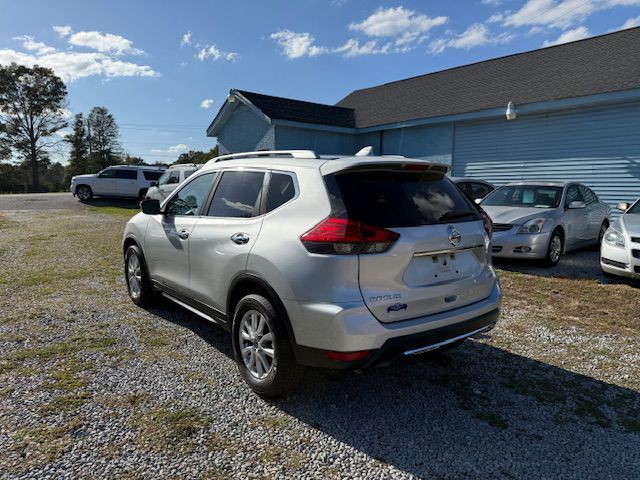 2017 Nissan Rogue Image 10
