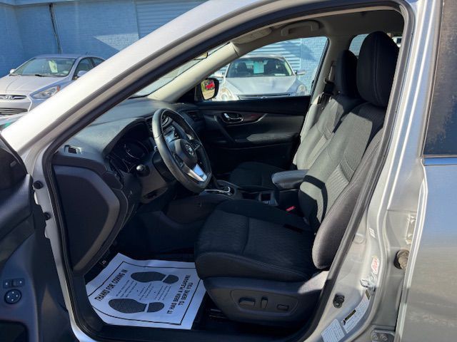 2017 Nissan Rogue Image 15