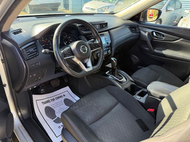 2017 Nissan Rogue Image 19