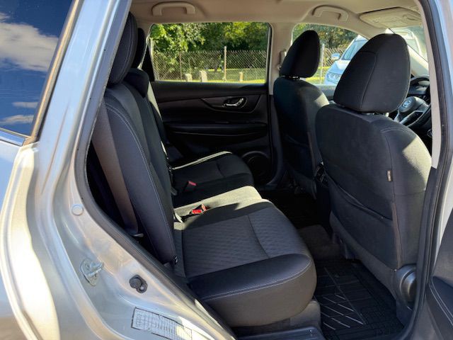 2017 Nissan Rogue Image 27