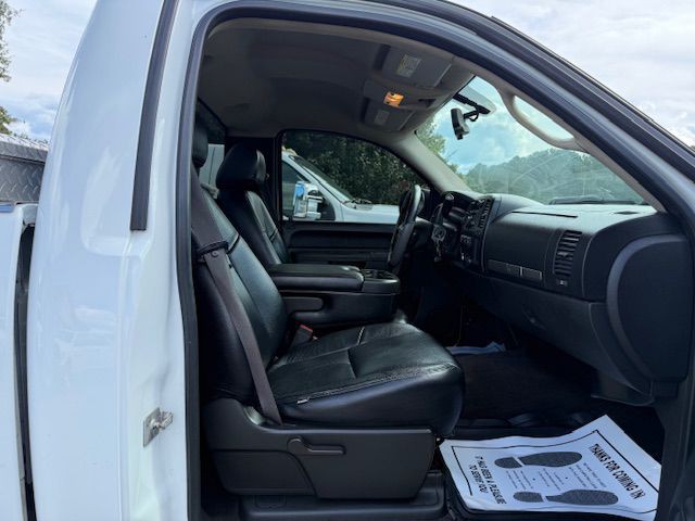 2011 Chevrolet Silverado 1500 Image 20