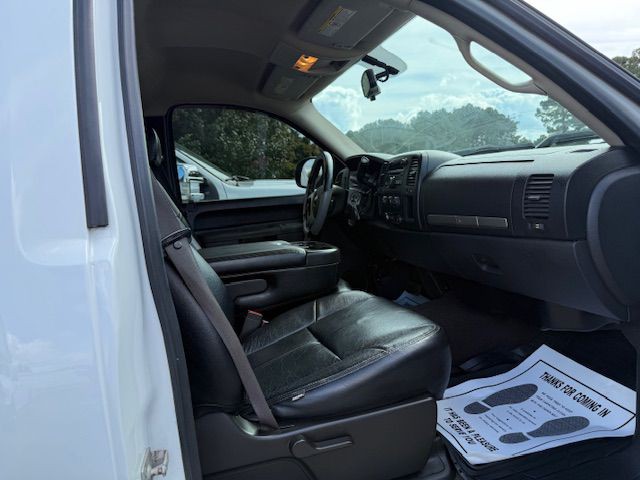 2011 Chevrolet Silverado 1500 Image 22