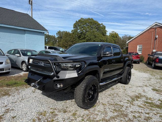 2016 Toyota Tacoma Image 5