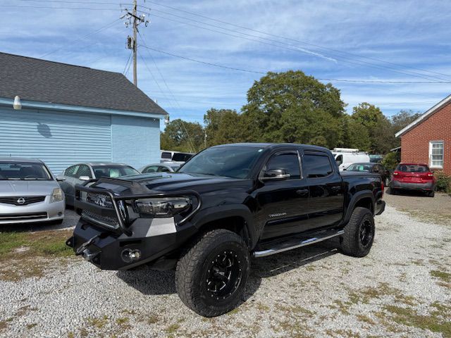 2016 Toyota Tacoma Image 8