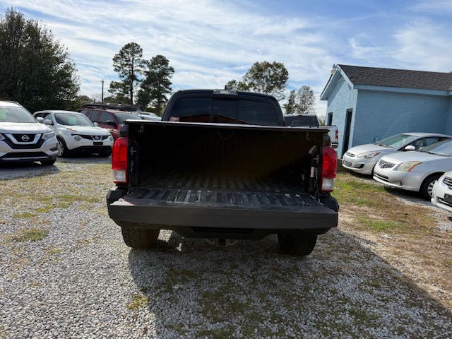 2016 Toyota Tacoma Image 16