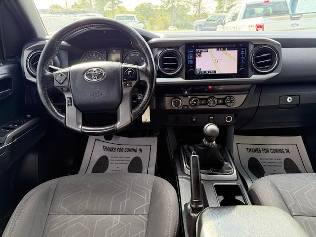 2016 Toyota Tacoma Image 31