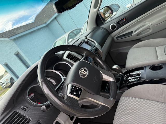 2013 Toyota Tacoma Image 20