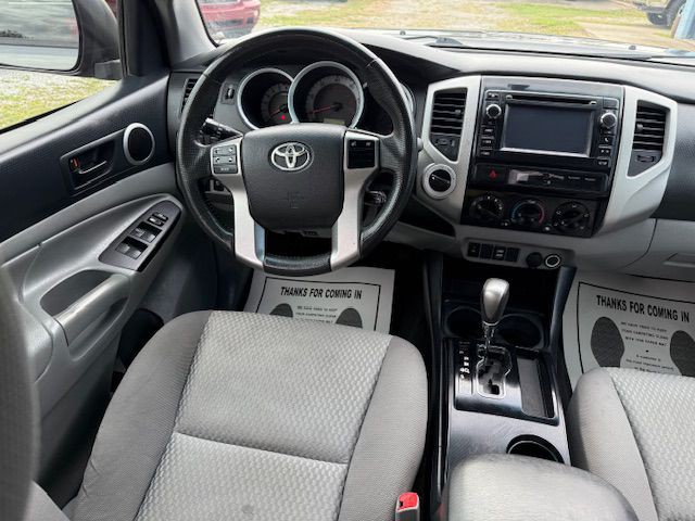 2013 Toyota Tacoma Image 23