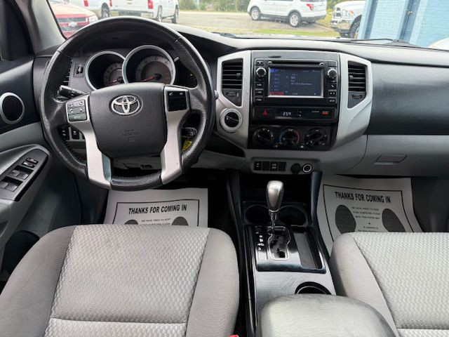 2013 Toyota Tacoma Image 26