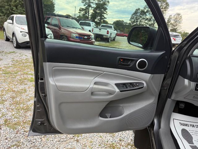 2013 Toyota Tacoma Image 42