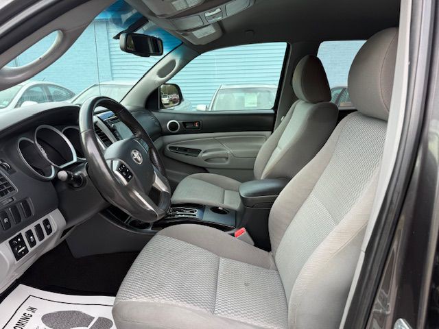 2013 Toyota Tacoma Image 46