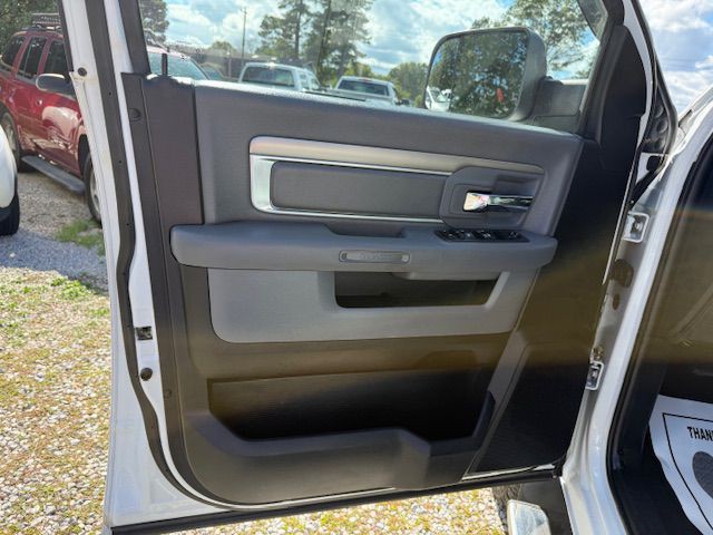 2017 RAM 2500 Image 13
