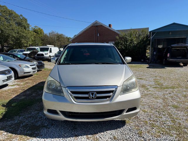 2005 Honda Odyssey Image 2