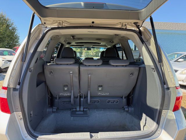 2005 Honda Odyssey Image 13