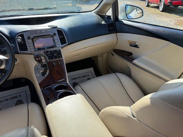 2015 Toyota Venza Image 24