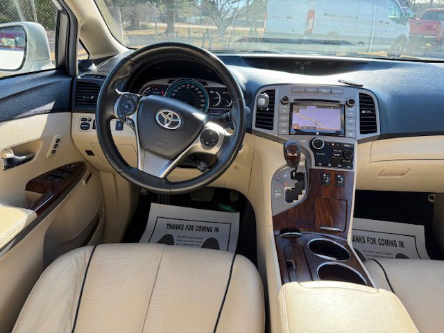 2015 Toyota Venza Image 27