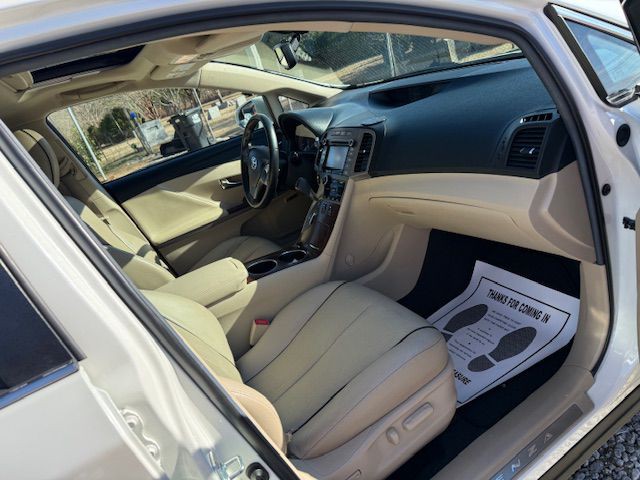 2015 Toyota Venza Image 33