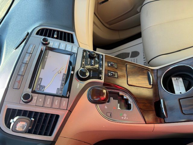 2015 Toyota Venza Image 37