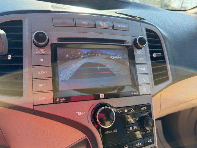 2015 Toyota Venza Image 38