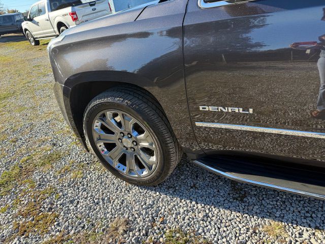 2016 GMC Yukon Image 17