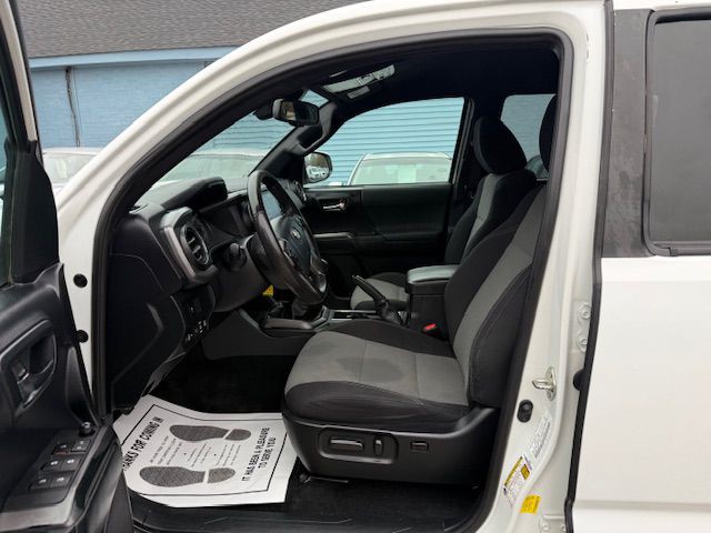 2020 Toyota Tacoma Image 14