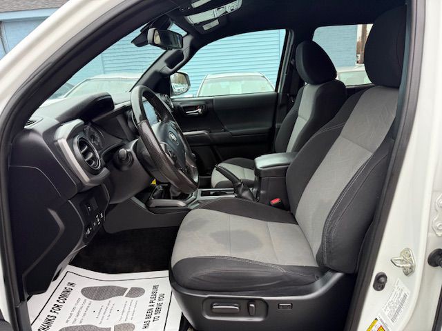 2020 Toyota Tacoma Image 15