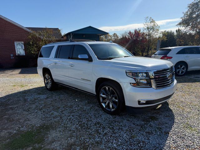 2016 Chevrolet Suburban Image 8