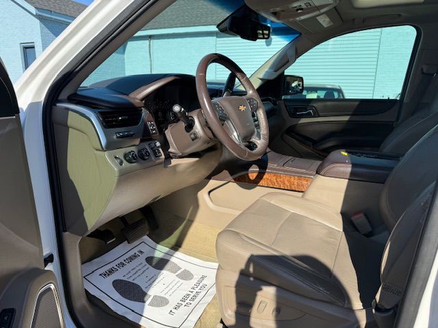 2016 Chevrolet Suburban Image 26