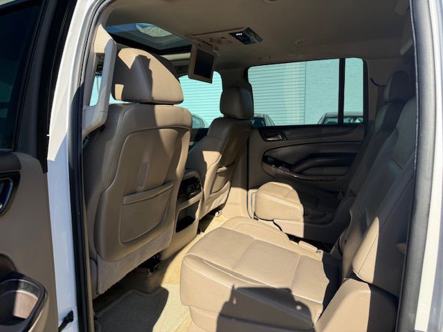2016 Chevrolet Suburban Image 27