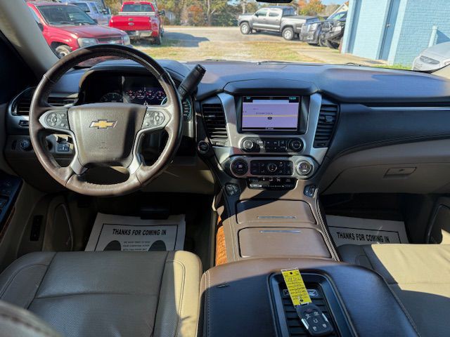 2016 Chevrolet Suburban Image 33