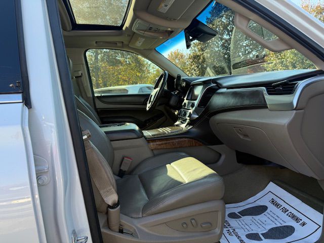 2016 Chevrolet Suburban Image 41