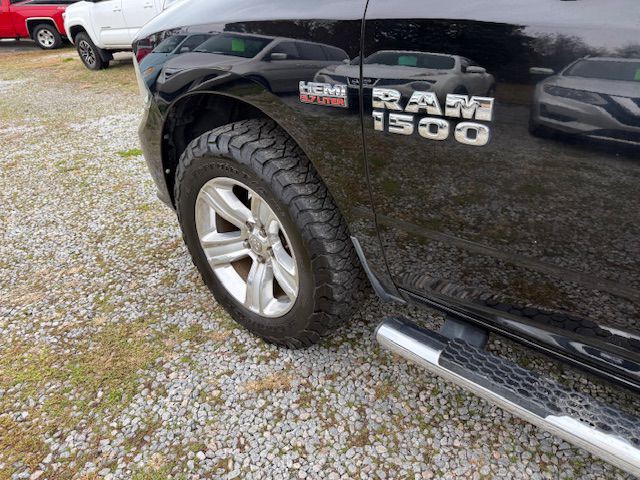 2014 RAM 1500 Image 16