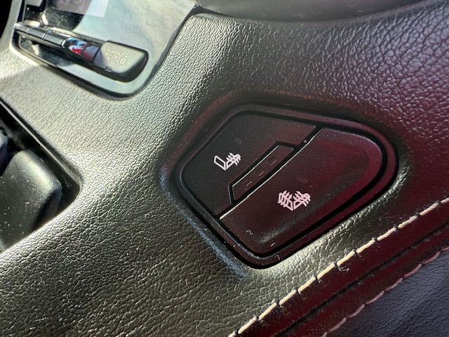 2017 Chevrolet Suburban Image 43